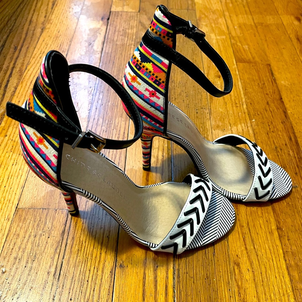 Brand new tribal style heels. Super cute with a pop of neon colors on the back.